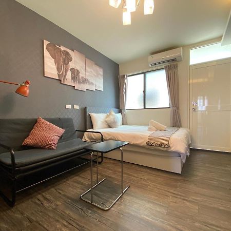 逢甲住宿 無接觸 自助入住 Taichung Buitenkant foto